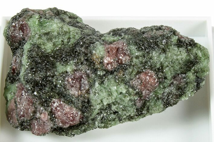 Pyrope, Forsterite, Diopside & Omphacite Association - Norway #317095